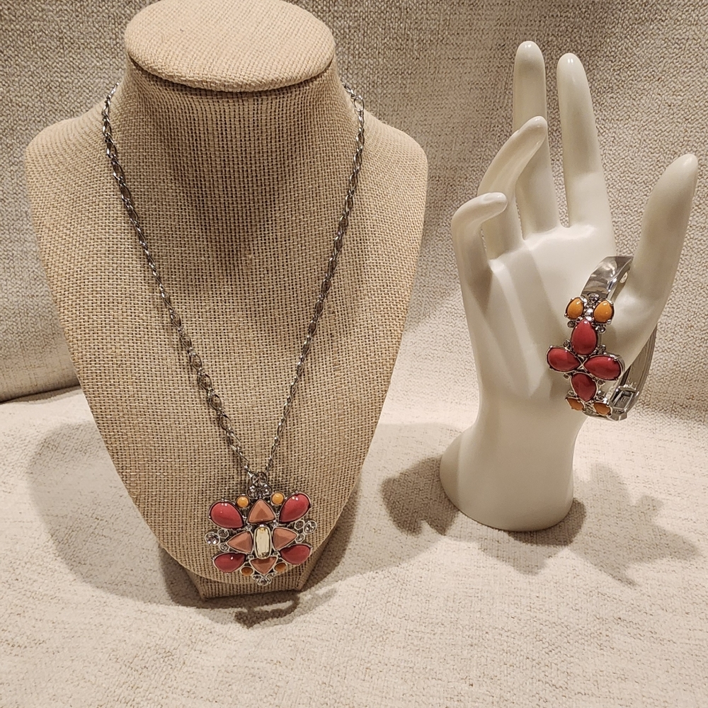 Lia Sophia "Sherbet" Necklace with Matching Stretch Bracelet